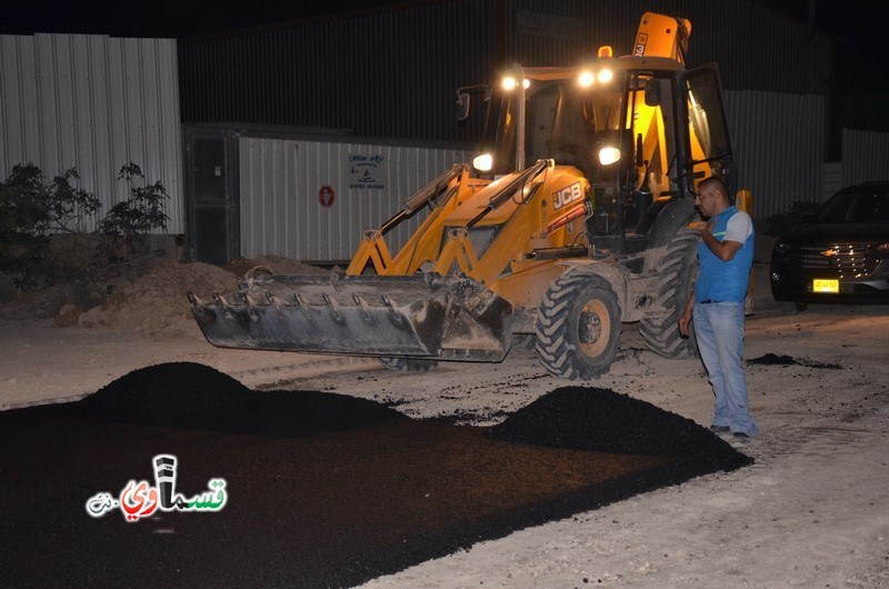 فيديو : الاتجاه المعاكس  لمهبط الطيران ينعم بالتعبيد والتزفيت والرئيس عادل بدير  استطعنا ان نجعل من التعبيد والتزفيت ثقافة سهلة المنال بعد ان كانت رجاء وعناء .